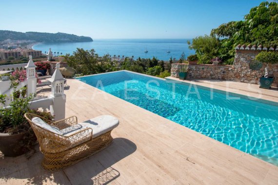 Villa mit spektakulärem Blick zu verkaufen, La Herradura