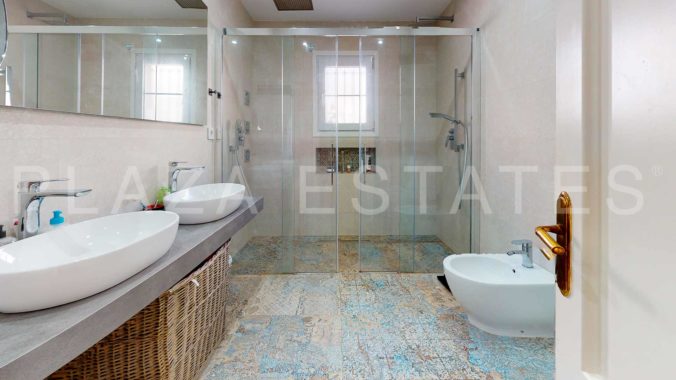 Apartment-for-sale-in-Prolongacion-de-Rodriguez-Acosta-Nerja-Bathroom