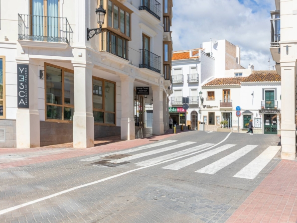 Commercial Premises for Rent in Plaza de España Nerja PEA1790
