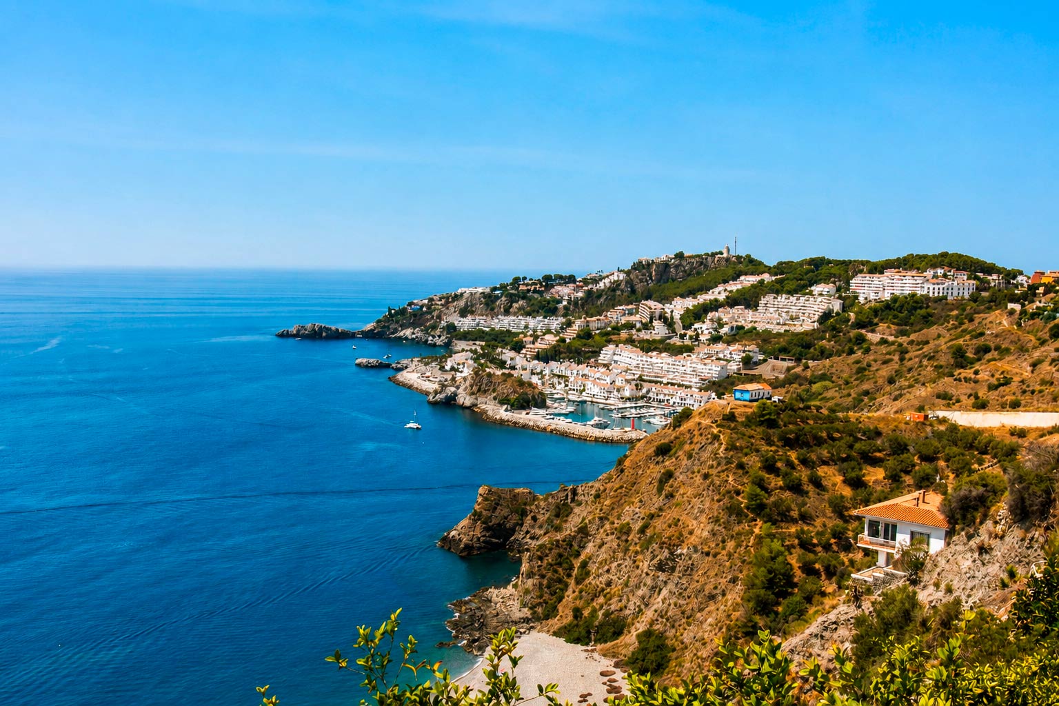 Buying in Almuñécar & La Herradura: the complete Costa Tropical guide
